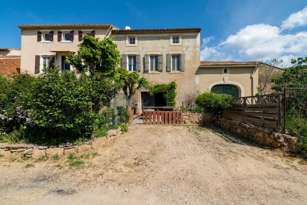 La Calade Bed and Breakfast Montouliers Εξωτερικό φωτογραφία