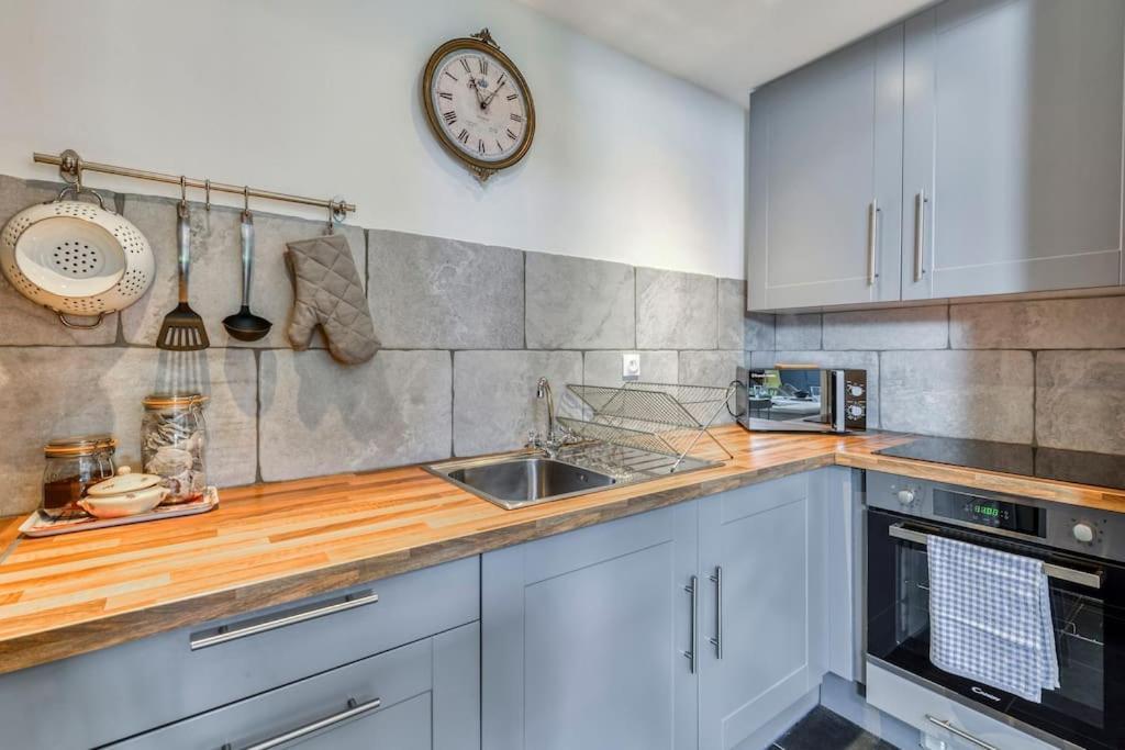 La Calade Bed and Breakfast Montouliers Εξωτερικό φωτογραφία