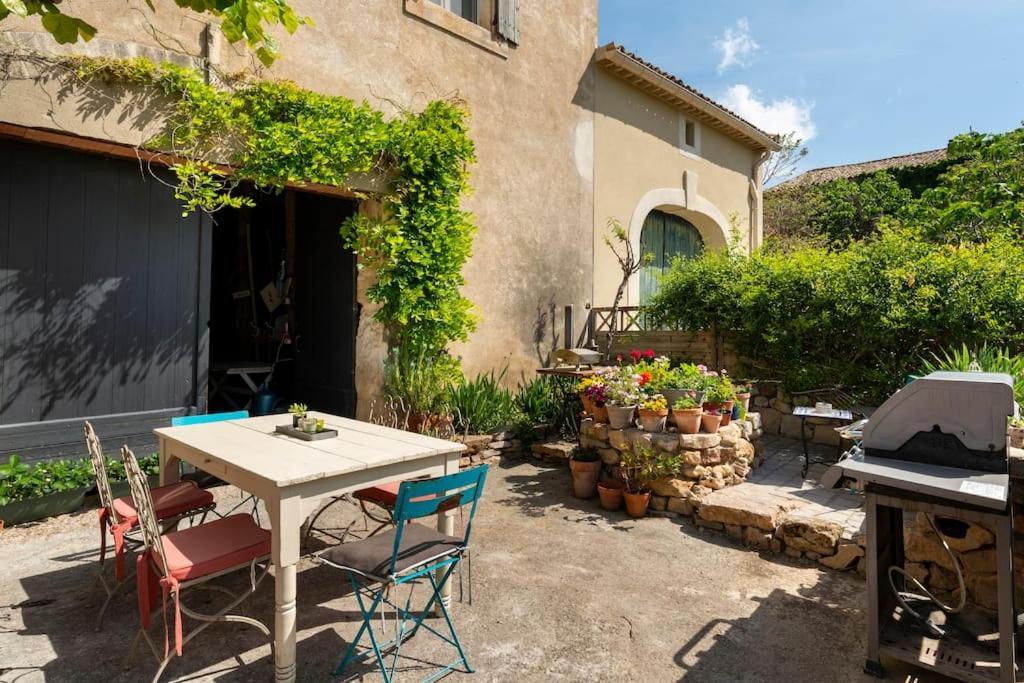 La Calade Bed and Breakfast Montouliers Εξωτερικό φωτογραφία