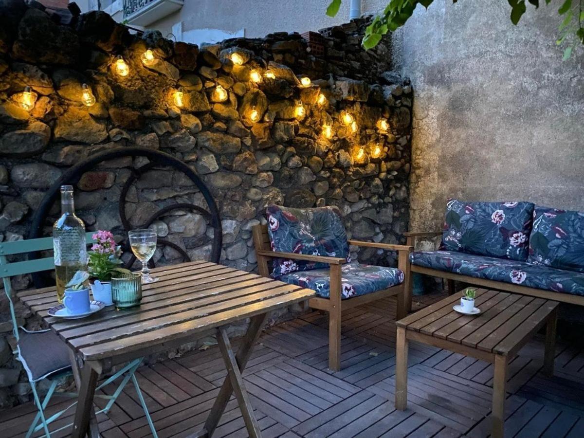 La Calade Bed and Breakfast Montouliers Εξωτερικό φωτογραφία